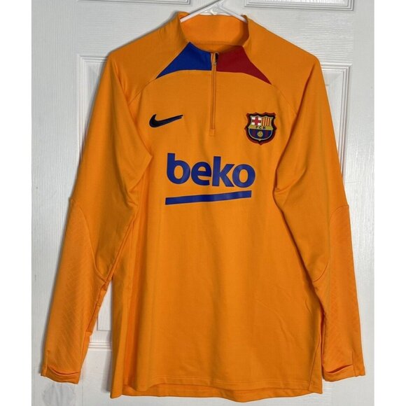 Womens Nike Beko FCB Soccer Jersey Slim Fit Size Large Thumb Holes - Picture 1 of 9